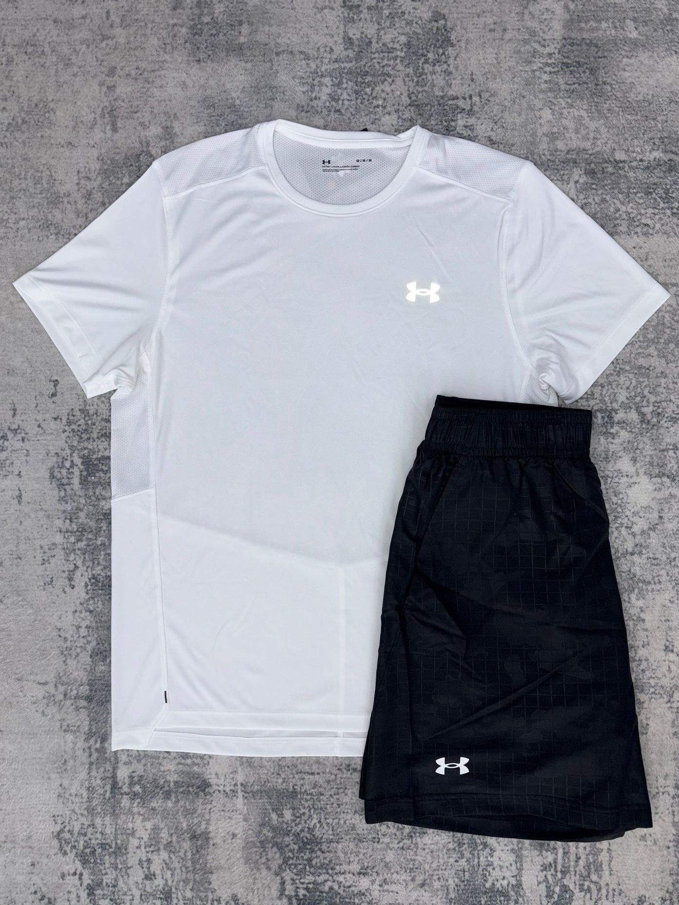 Under Armour 'White/Black' Short Set