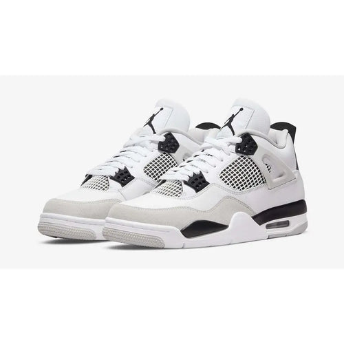 Air Jordan 4 Retro Military Black 2022